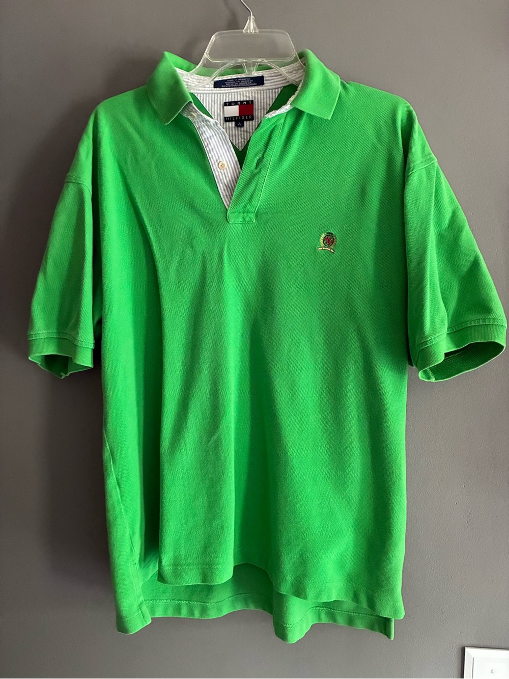 Tommy Hilfiger Bright Green Cotton Polo Shirt with Embroidered Crest